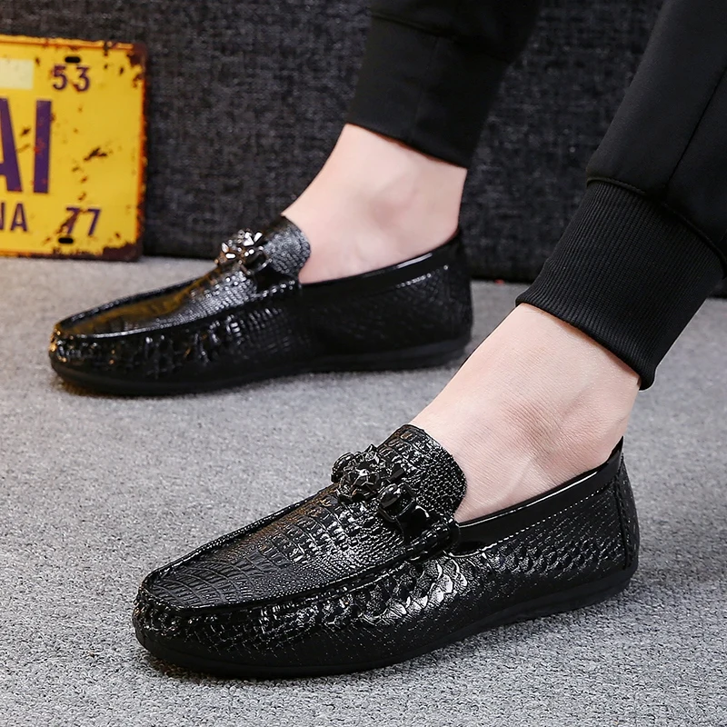 Men's Beaded Shoes Autumn British Style Black Casual Leather Shoes for Men Korean Lazy Slip-on Soft Sole Driving Loafers Trendy