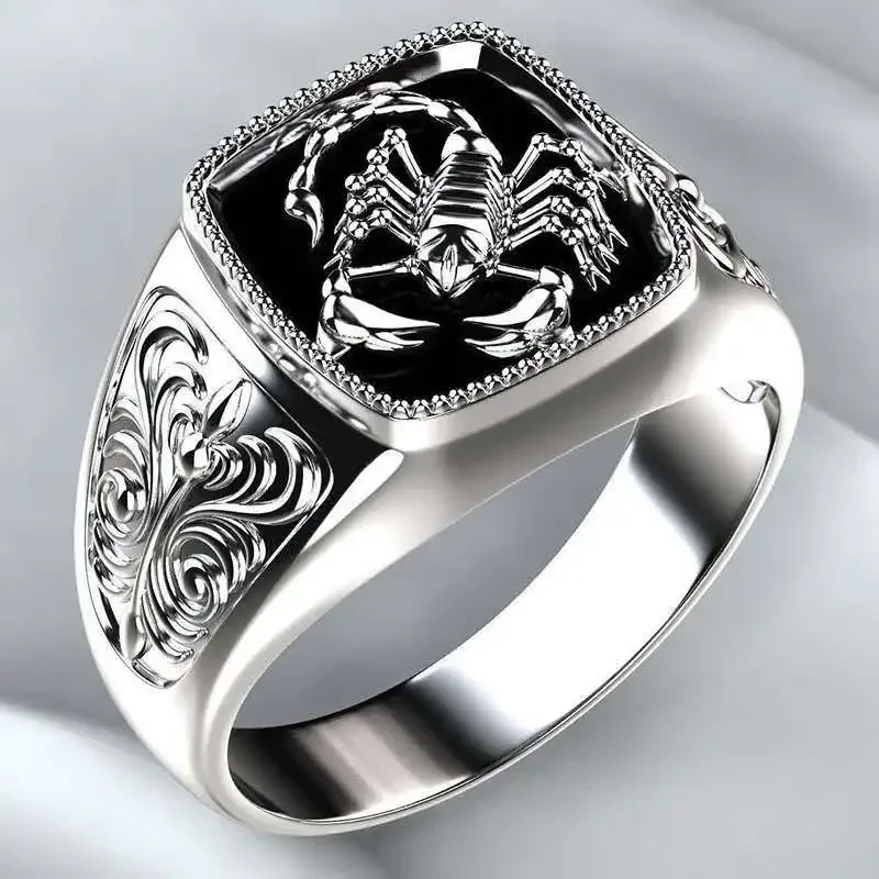 Huitan Viking Nordic Mythology Giant Wolf Men Ring Defense Totem Wolf Fashion Hip Hop Rock Unisex Finger Ring Punk Gift