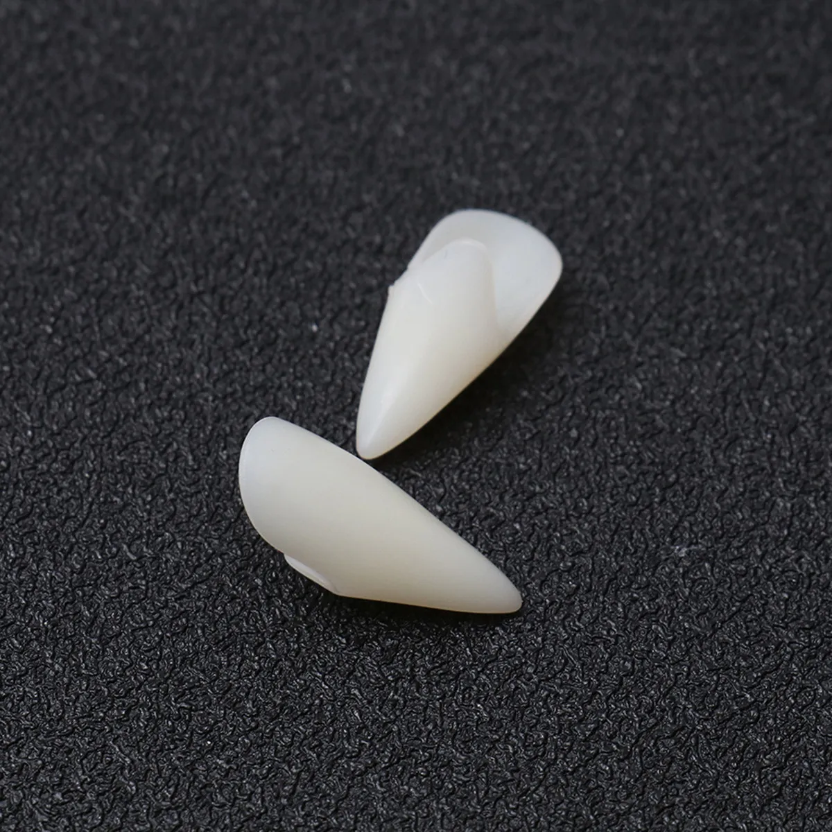 

3Pairs Premium Resin False Teeth Fangs for Halloween Costume Party Masquerade Scary Cosplay Props Classic Shape Horror Dentures