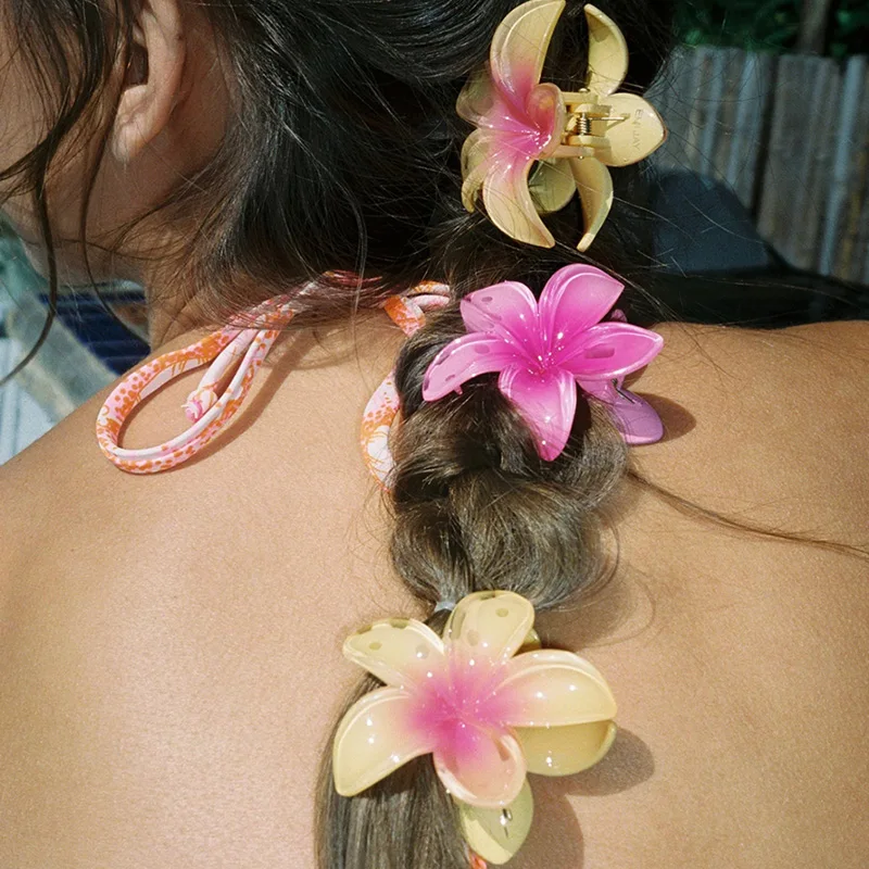 Pinzas para el pelo de flores dulces, horquillas de flores Plumeria, pinza para el cabello romántica de verano, pinzas de tiburón de Estilo Hawaiano, tocado