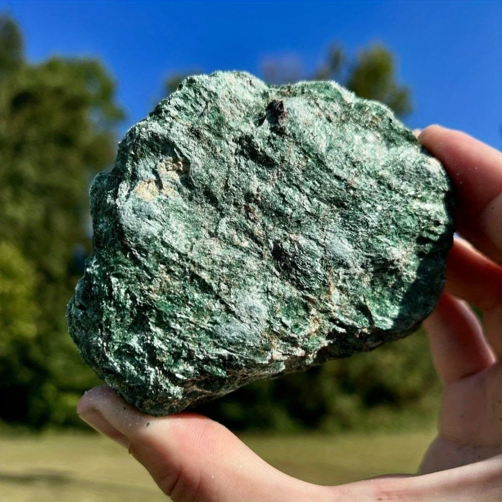 1bag Beautiful Green Mica Rough Stone - Rough Green Crystal, Unpolished Green Mica Stone, - Sparkling Synthetic Gemstone Decor
