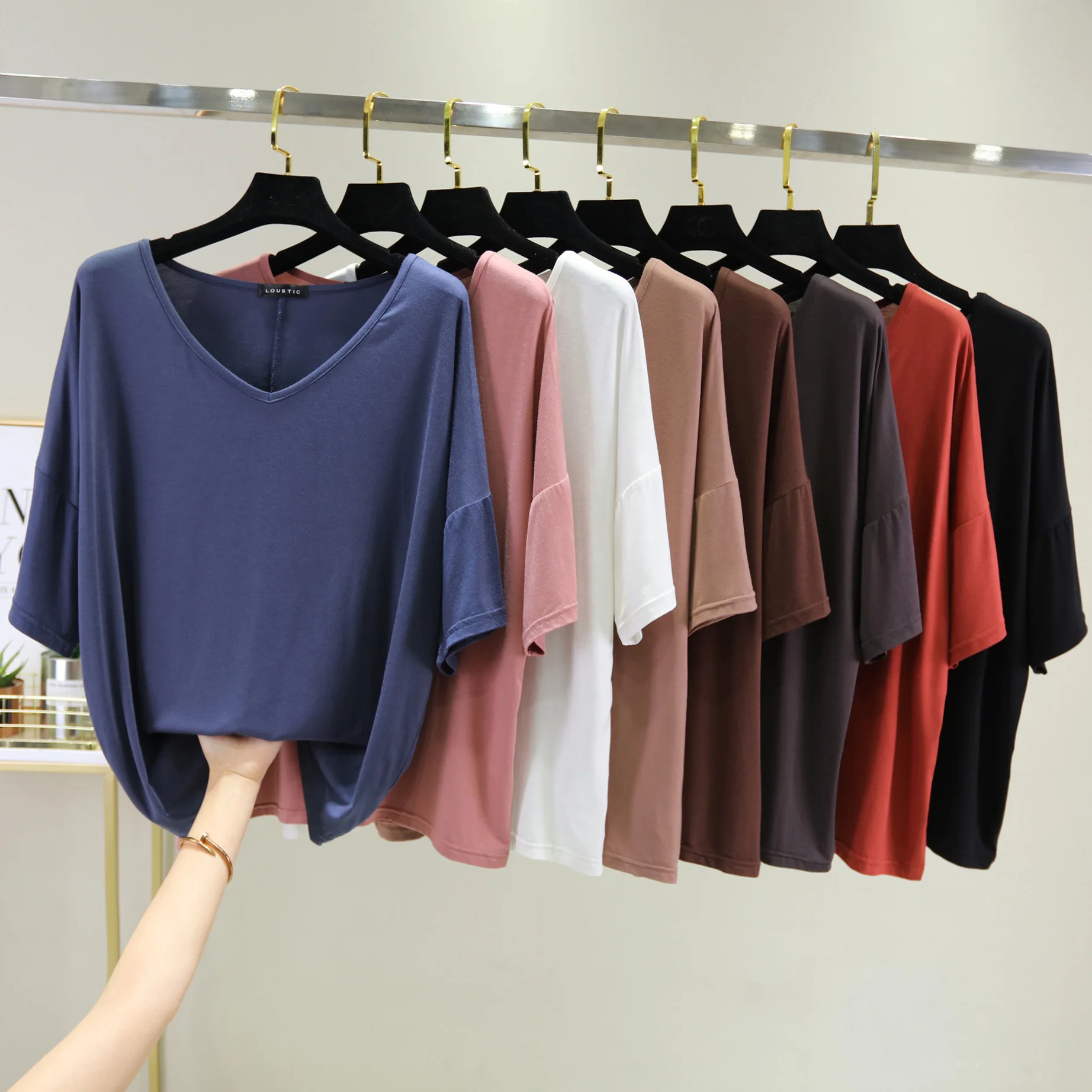 Women\'s Casual Loose Tshirt fashion Half Batwing Sleeves T-shirt Plus size  V-Neck Tee Tops 8 Solid colors