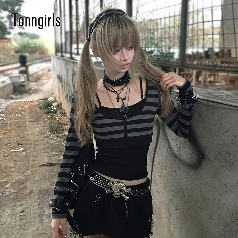 Tonngirls Japanese Y2k Two Pieces Tops Women Long Sleeve Striped Crop Tops + Sleeveless Camis American Retro Tshirt E-girl 2000s