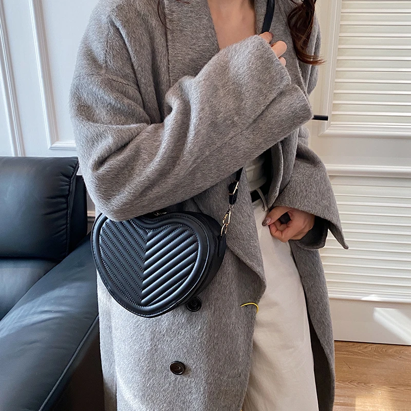 

Women Luxury Elegant Leather Shoulder Bag High End Classic Tote Handbag Designed For Daily Fashionable City Commuter Use