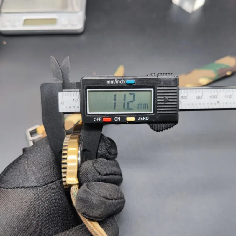 เป็นเครื่องบรรณาการให้กับนาฬิกาเรือสไตล์ทหารนาฬิกาวินเทจแบบเรืองแสงนาฬิกาควอทซ์ของผู้ชาย