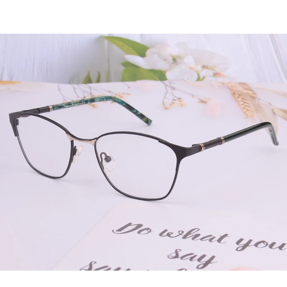 

Pink lentes Fashion Women Glasses Frame Metal Bamboo Temple Circle Decor High End Luxury Retro Elegant Optical Eyewear For Women