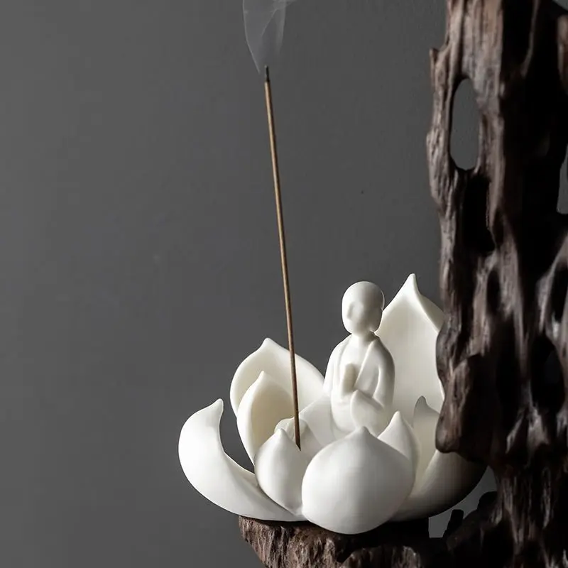Xiaoxiangxiang Monk Indoor White Porcelain Zen Incense Holder Home Sandalwood Ornament Agarwood Thread Ceramic Lotus Insert Suet