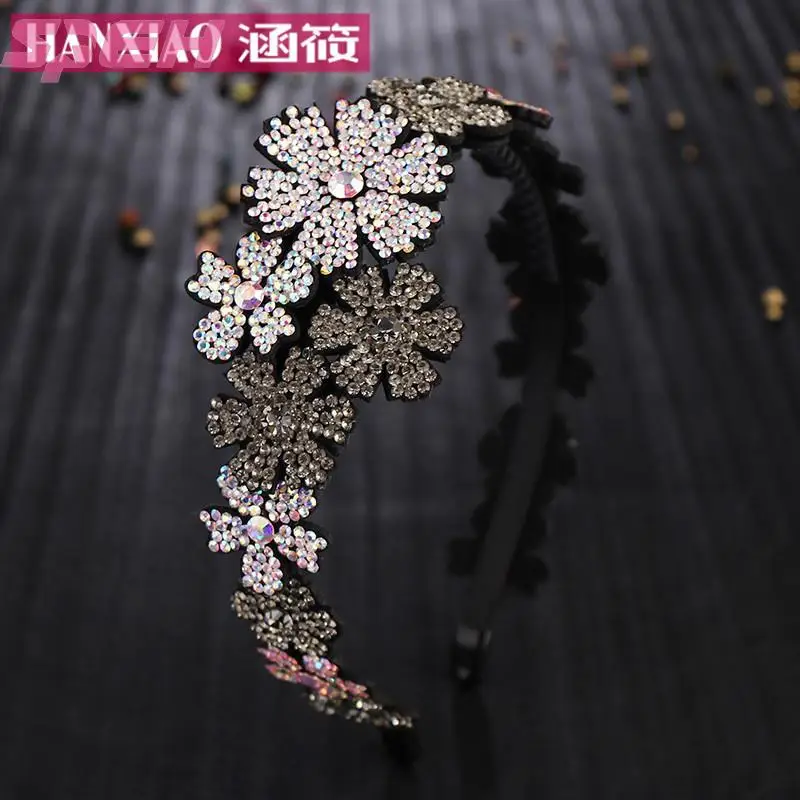 Hair hoop double flower hair accessories wob hairpin leather with wide sideband antiskid teeth stereo hairpin Czech diamond