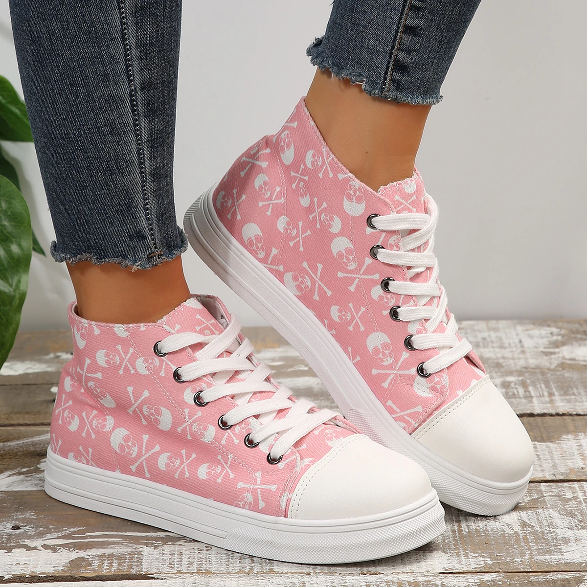 Women Couple Colorful Canvas Sneakers  2024 New Spring Summer Casual Sneakers Women High-top Lace Up Flat Shoes Zapatos De Mujer