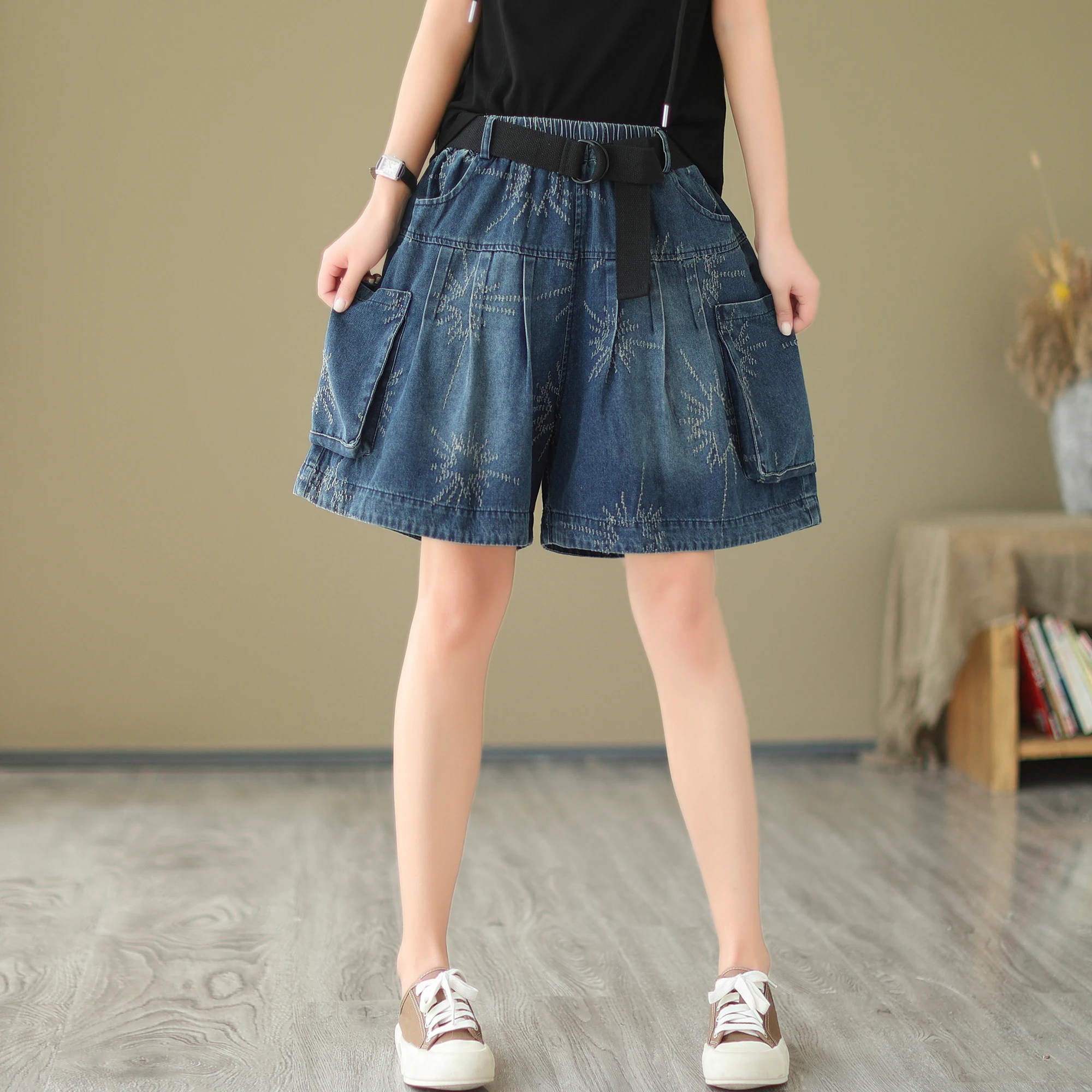 Plus Size Jacquard Denim Shorts Women's Elastic Waist Loose Wide Leg Casual Half Length Pants Summer Jean Shorts