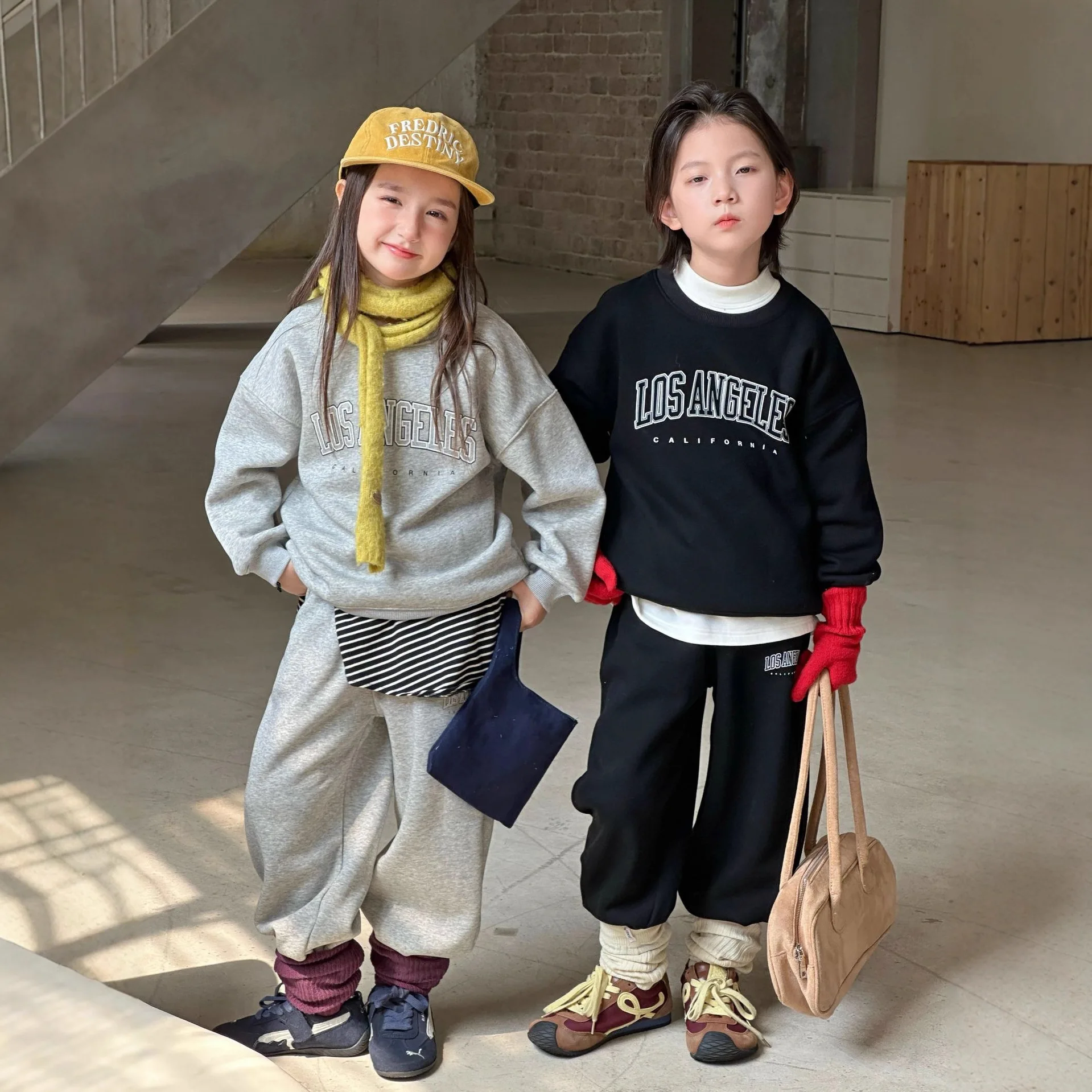 

UNITIM Toddler Girls Two-piece Set Winter Letter Printed Thicken Warm Infant Baby Boys Sweatshirt+kids Girls Jogger Pant Suit