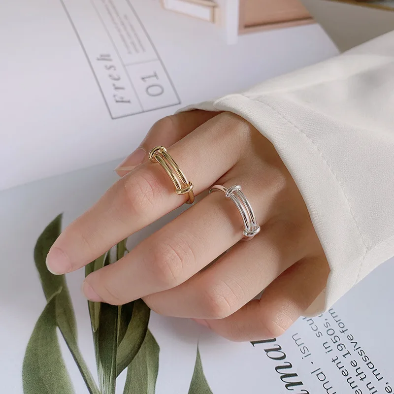 Women Korean Minimalist Movable Line Retractable Open Ring Ins Unique Design Premium Finger Accessory