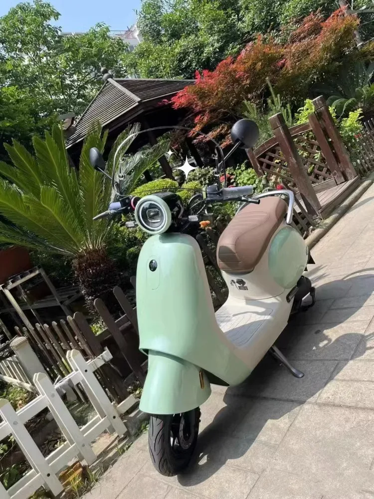 Electric Scooter Retro Windshield, Clear Front Wind Guard for Yadea Modeng AIMA Niu