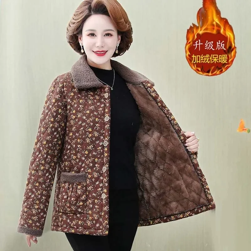 Mother Autumn Winter New Cashmere Coat 2023 Casual And Versatile Thin Warm Short Jacket Middle-Aged Women Thick  Jacket