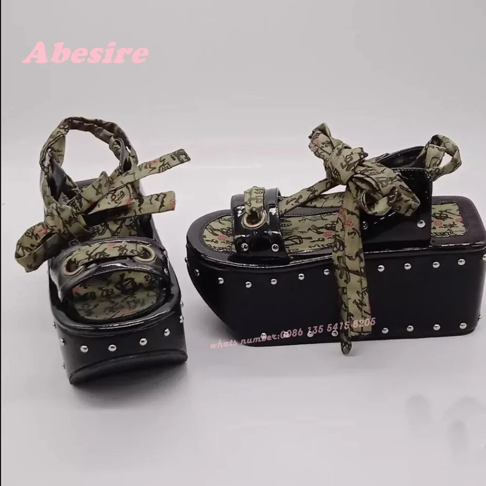 Red Lace Up Platform Sandals Thick Soled Open Toe Hole Threading Rope Rivet Women\'s Sandals Glossy Slingback Stud Lolita Shoes