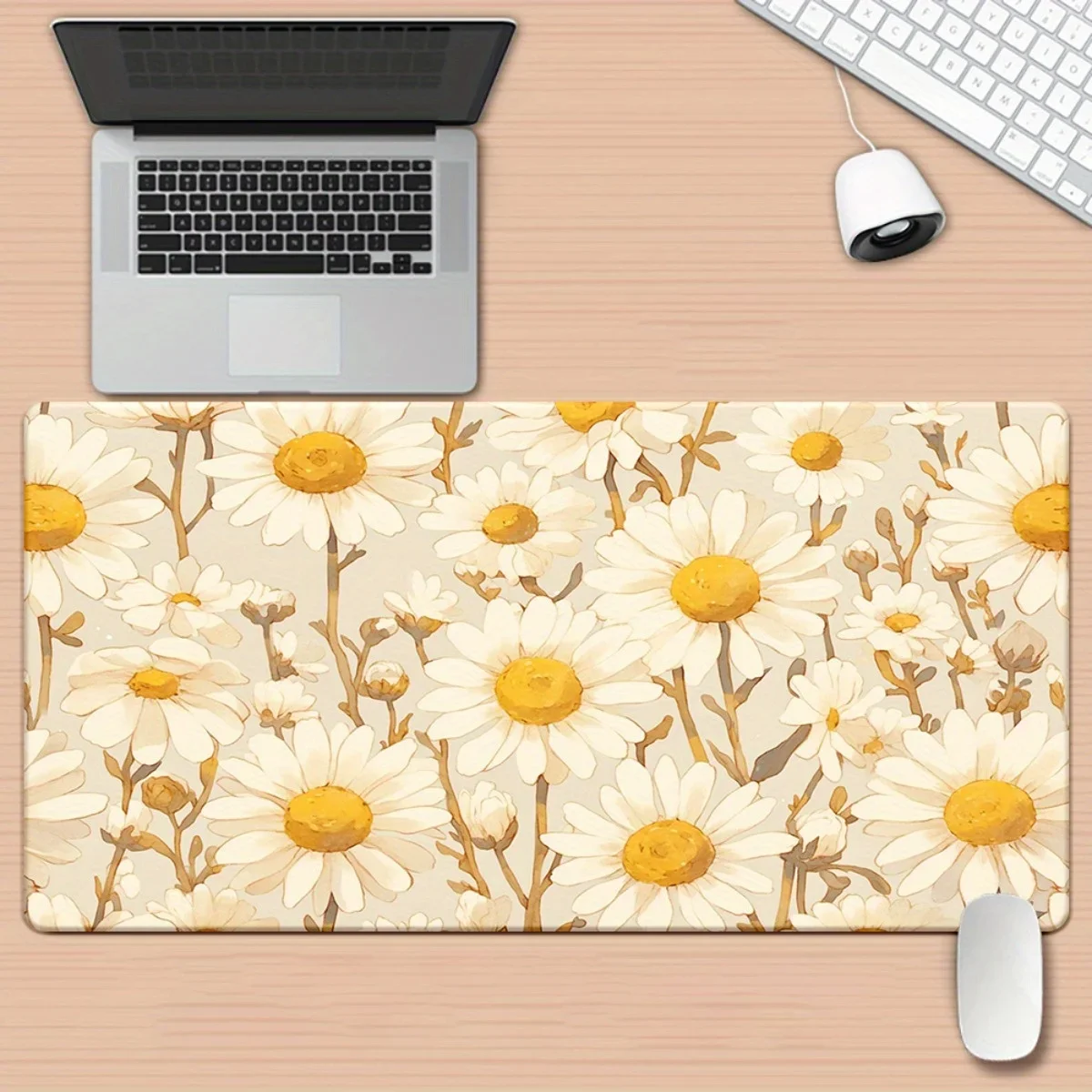 

1pc XXL Non-Slip Rubber Base Mouse Pad with Yellow Daisies Floral Design - Large Rectangular Desk Mat for Gaming, Office & Home