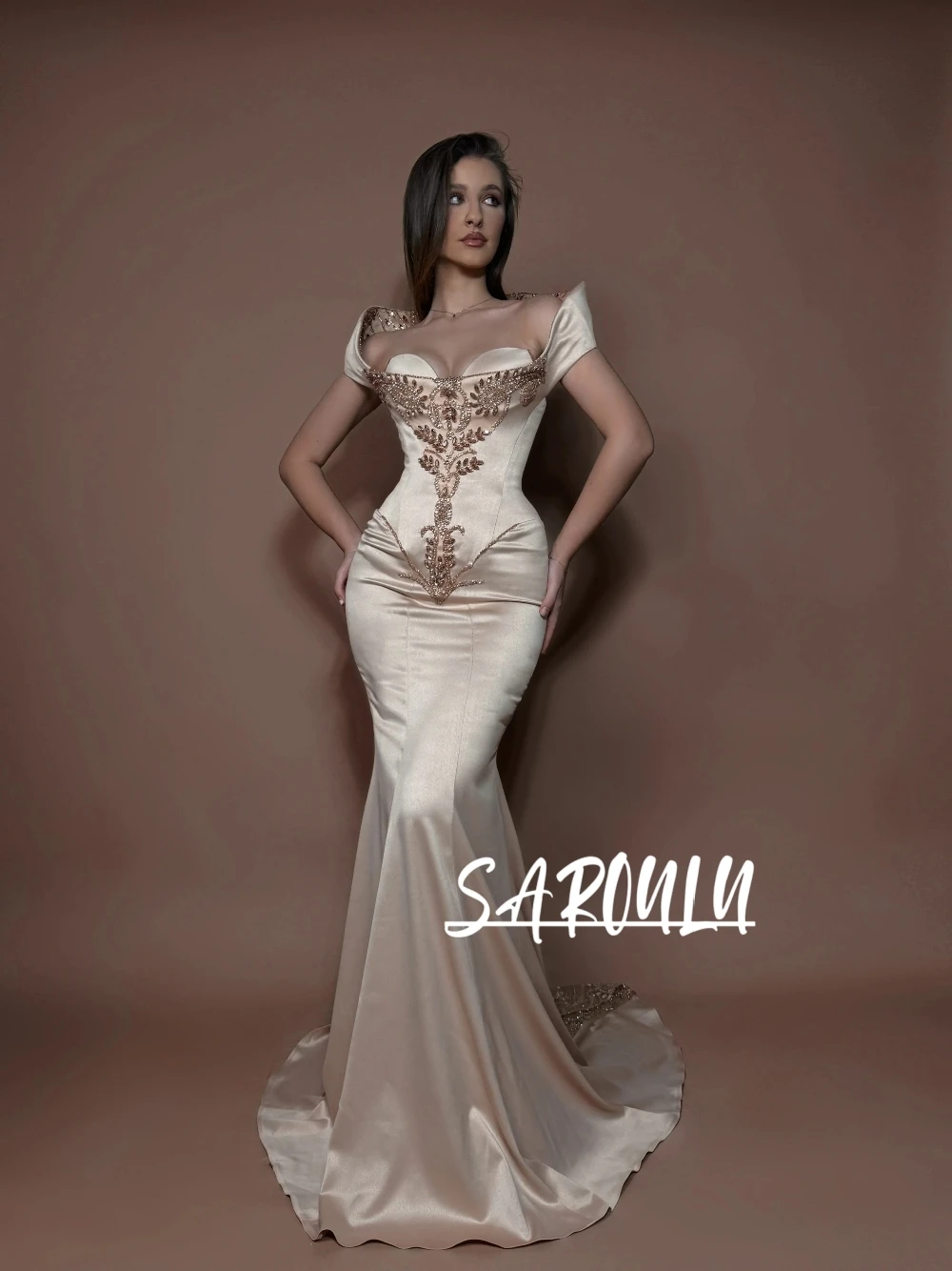 

Gold Beaded Embroidery Satin Off Shoulder Sweetheart Mermaid Prom Dress Champagne Formal Unique Evening Gown With Train