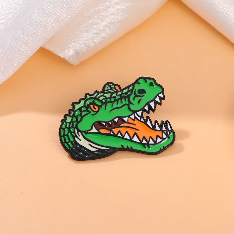 

Cute Cartoon Crocodile Head Enamel Brooch Cool Creative Animal Green Lapel Pin Badge Backpack Clothing Hat Accessories