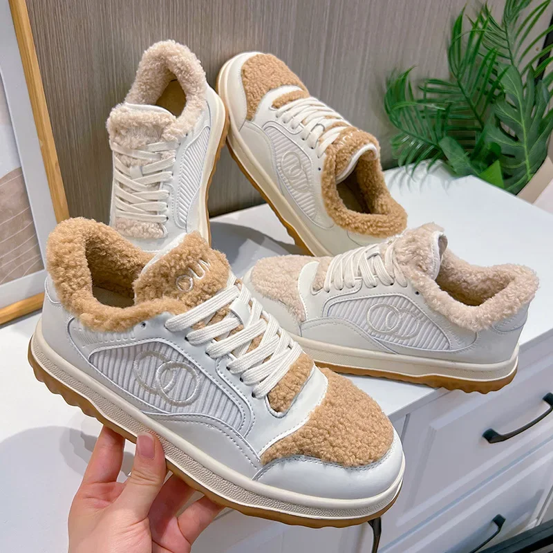 Leren Kleine Witte Schoenen Dames Sneaker Winter Nieuwe Warme Pluizige Veelzijdige Sport Dikke Basisplaat Casual Ins Mode