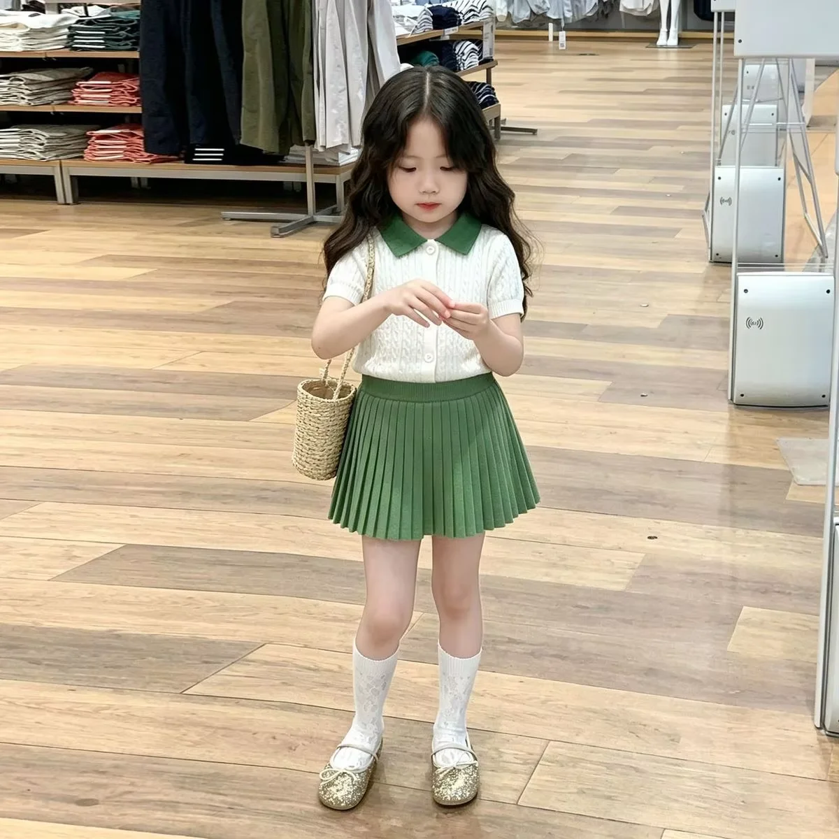 Girls Summer Outfit Fashionable Children's Turn-down Collar Knitted Twisted Short Sleeve Top plus Pleated Skirt 2-Piece Set 2-7Y
