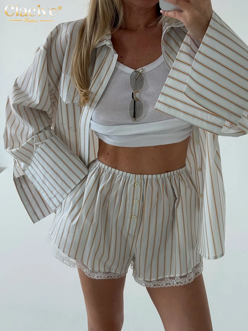

Clacive модный свободный полосатый принт женский комплект из двух предметов элегантная рубашка с длинными рукавами и шорты с высокой талией комплект женской одежды