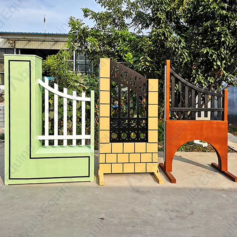 تصميم فريد من نوعه لأجنحة القفز لعرض الحصان لمناسبات الفروسية #4