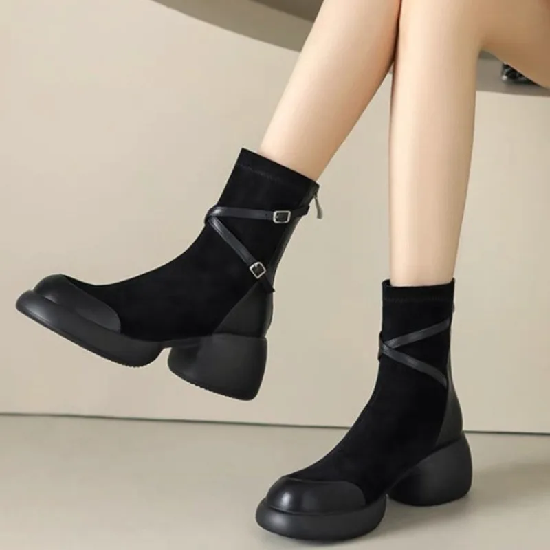 2024 Autumn New Sweet Style Fashionable Thick Bottom Comfortable Small Man Thick Heel Not Tired Feet Thin Short Boots