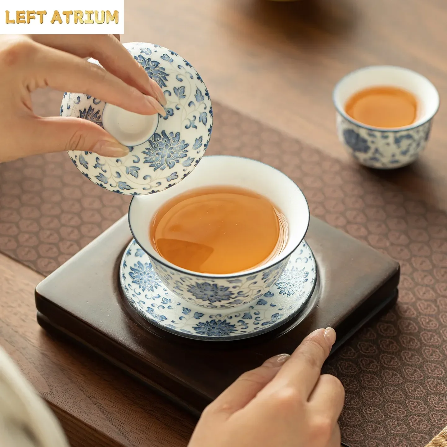Blue and White Twisted Branches Lotus Tracing Silver Sancai Cover Bowl Household Anti-scalding Ceramic Tea Bowl Tea Maker Teacup