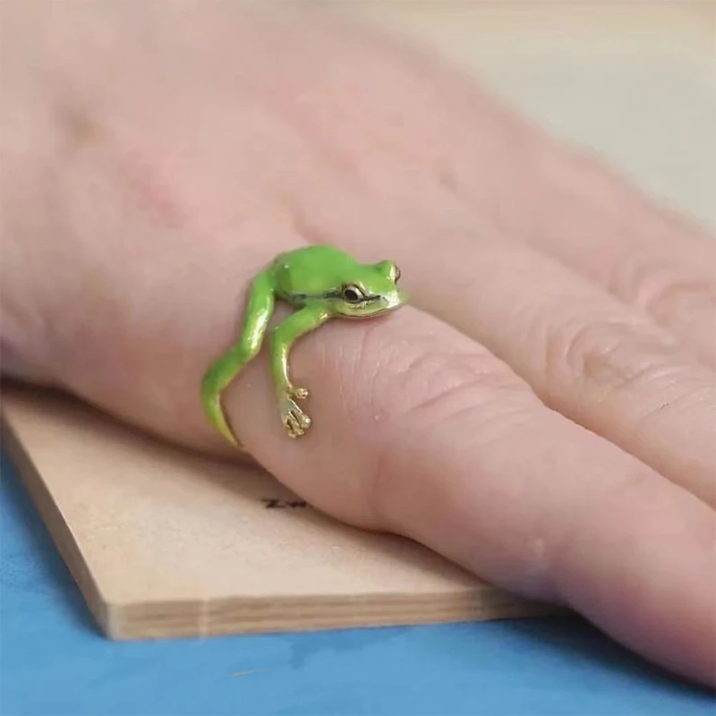 Pack of 2 Tree Frogs Shaped Ring Adjustable Size Ring Eye Catching Finger Rings Ornament Fashionable Gift for Couple