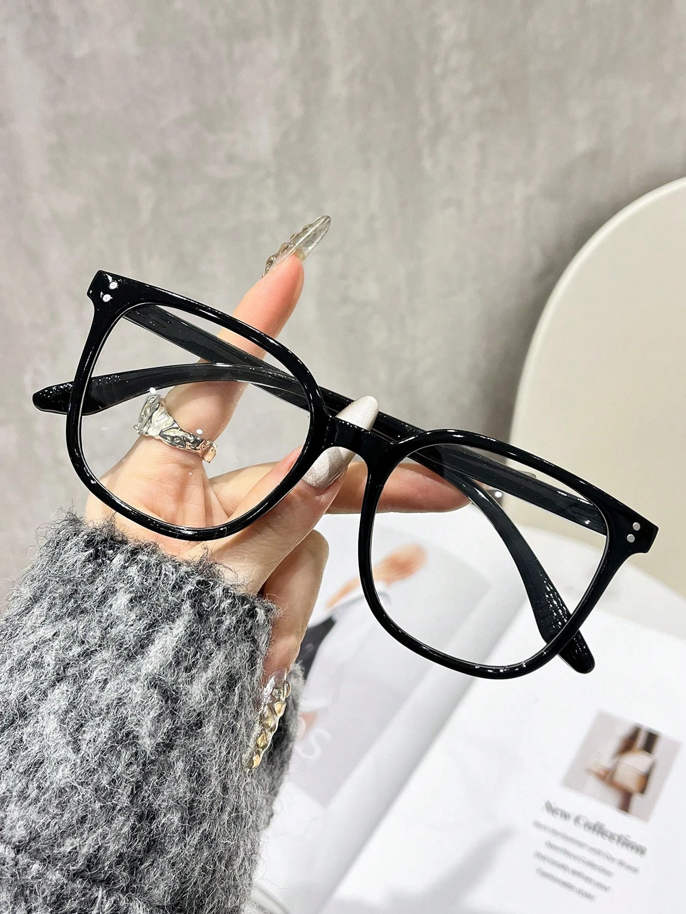 Damen-Brillengestell, optische Gläser, hochwertige Brillen, verschreibungspflichtig für Okulare im Trend, blendfreie Gläser und blaues Licht