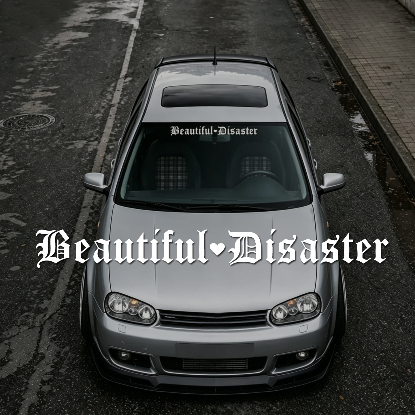 Виниловая наклейка на автомобиль с готическими буквами в стиле Beautiful Disaster, для тюнинга JDM, на переднее и заднее стекло, водонепроницаемая.