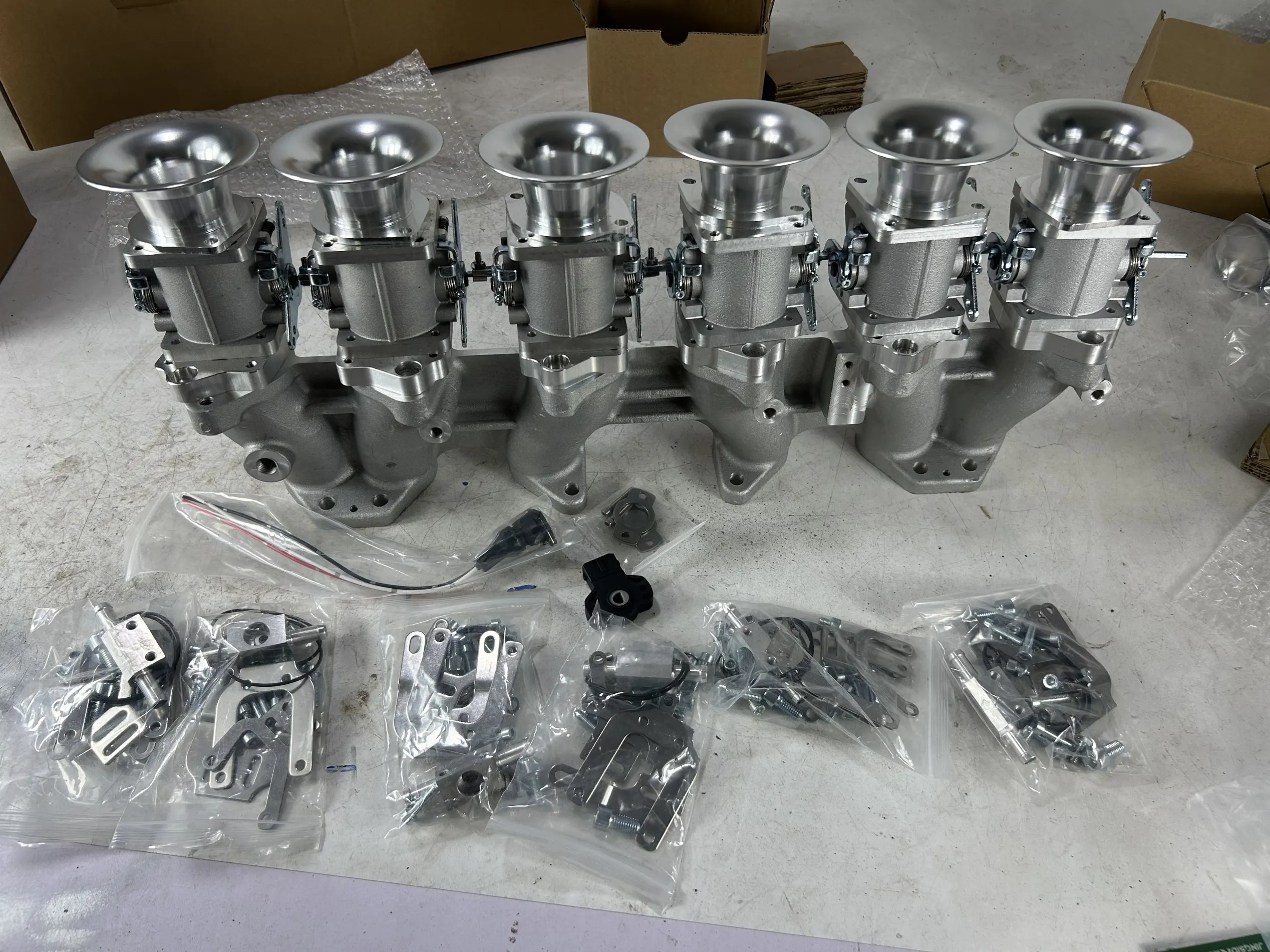 SherryBerg 40mm BORE Fuel Injection for Datsun 240Z 260Z 280Z S30 Nissan Fairlady Z L24 L26 L28 Individual Throttle Body Kit ITB - view 5