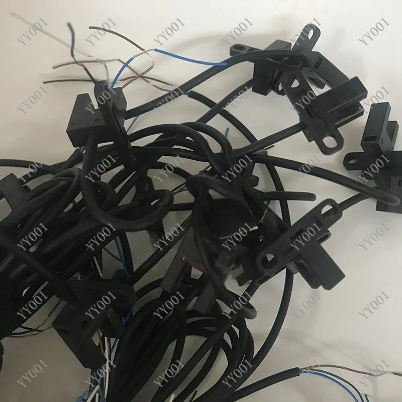 Used U-slot Photoelectric Sensor PM-Y45 PM-T45 PM-K45 PM-L45 PM-F45 5-24V DC