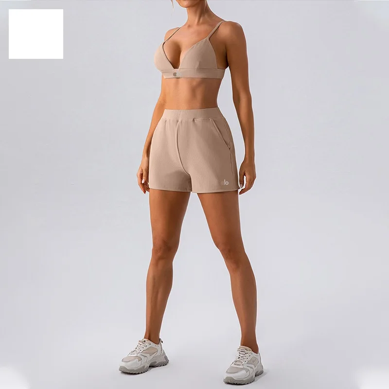 2024 New Quick-drying Threaded Breathable Yoga Shorts Elastic Waist Loose Versatile Casual Fitness Sports Three-point Pants 