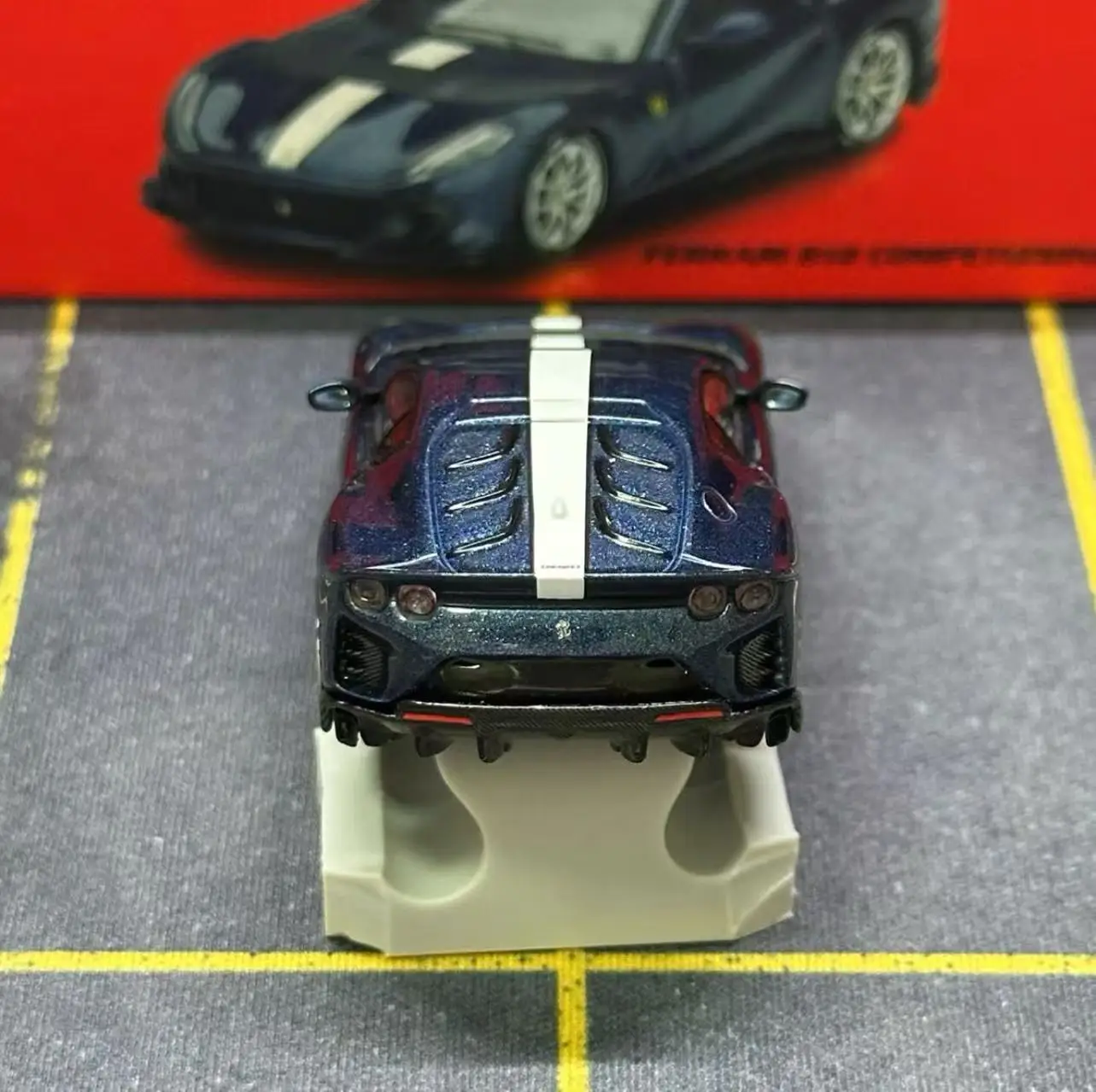 

BBR In Stock 1:64 812 Competitizone Blu Tour De France Diecast Diorama Car Model Collection Miniature Toy