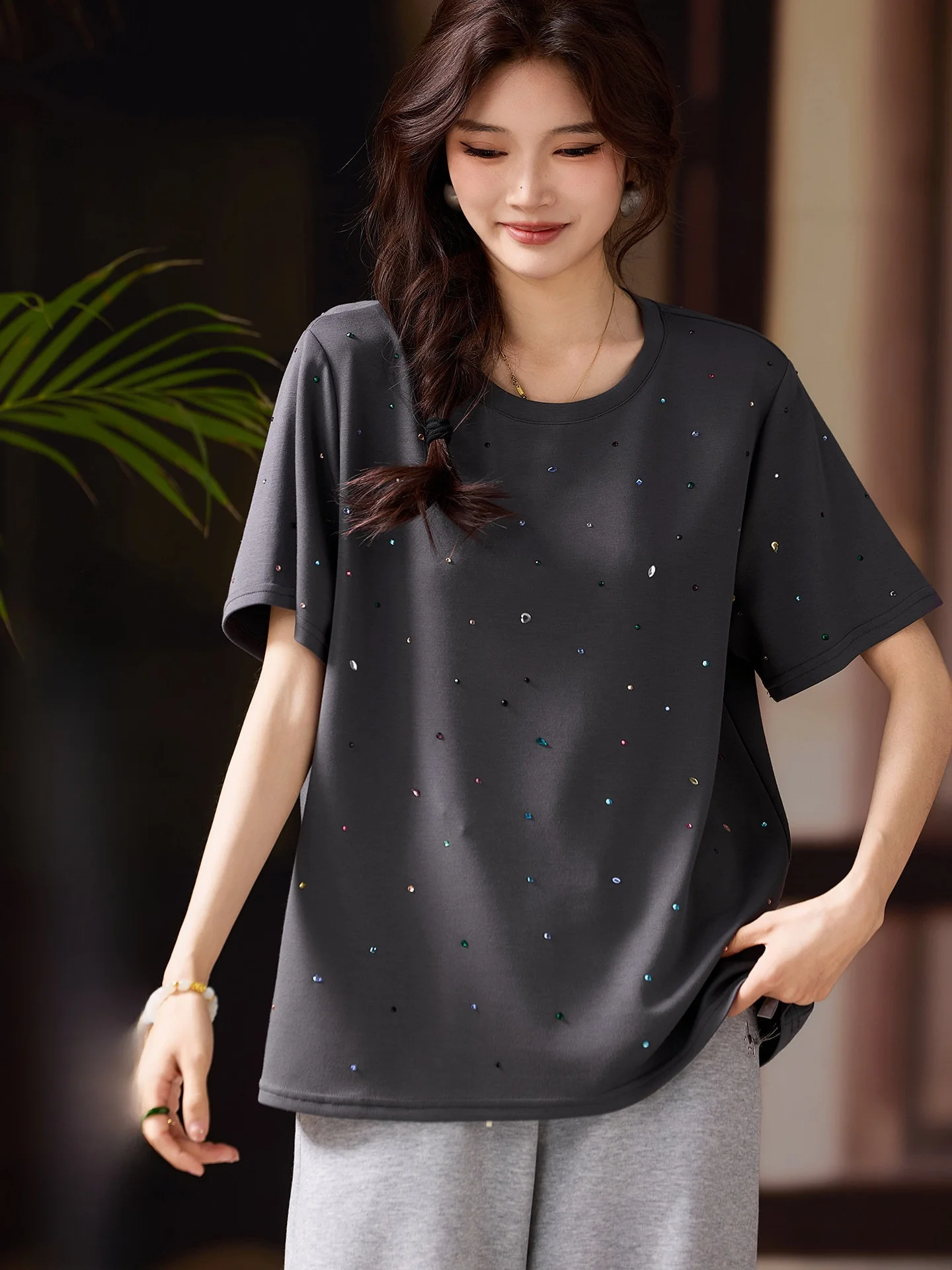 

Loose Fit round Neck Short Sleeve T-Shirt Women's Summer New Style Street Style Casual Diamond Embellished Casual Top