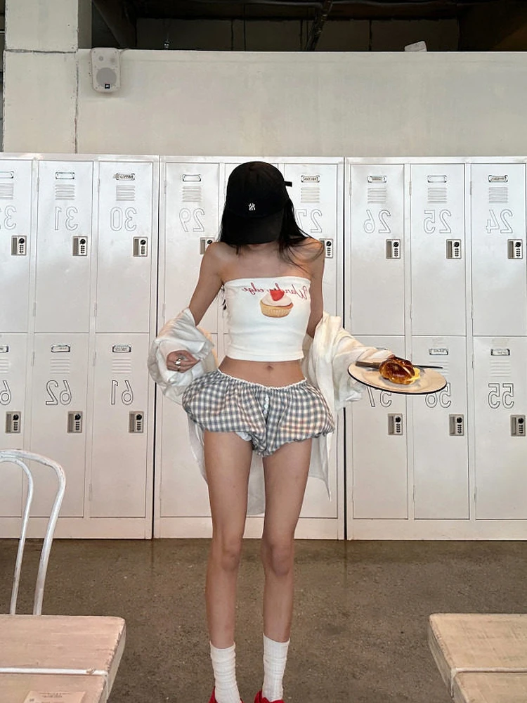 

Trendy Low Waist Pleated Shorts Women's Size Elastic Waist Bubble Pants Checkered Casual Shorts Summer 2026 Ladies' Fashion