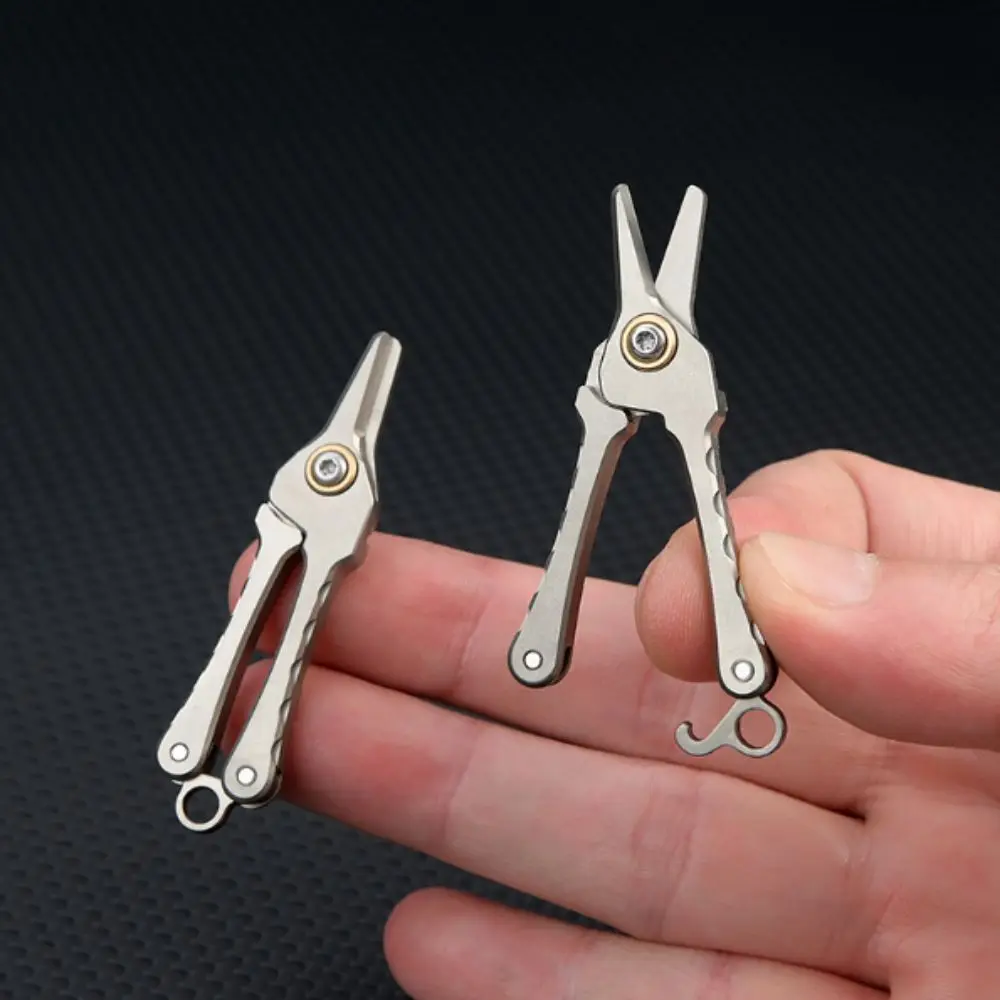 Tijeras mini de titanio para recortar barba y nariz – Portátil - imagen 4