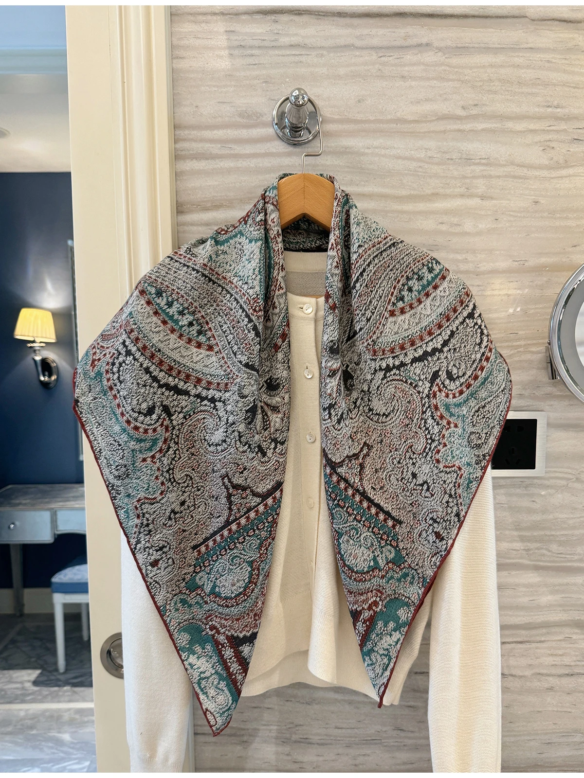 ninasolor-Echarpe-en-laine-de-soie-douce-paisley-sle-automne-hiver-Echarpe-carree-faionable-motif-geometrique-decoratif-pour-les-jeunes