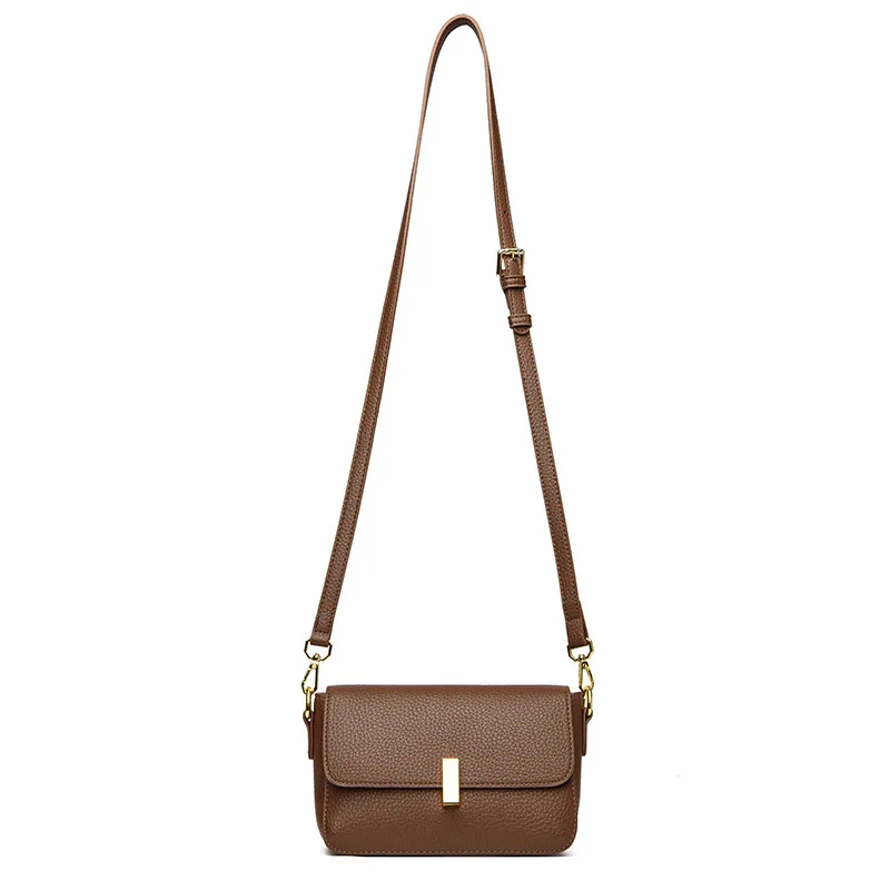 ​ ​ Kompakte, gesteppte, quadratische Tasche für Damen, Kaviar-Korn-Umhängetasche, minimalistische Silhouette, Coffee Run Ready Luxe Essential ​ ​