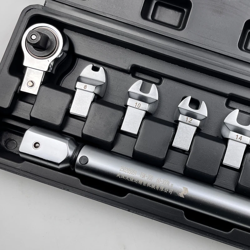 30-210Nm Manual Preset Torque Wrench Hand Tools Spanner Set for Repair