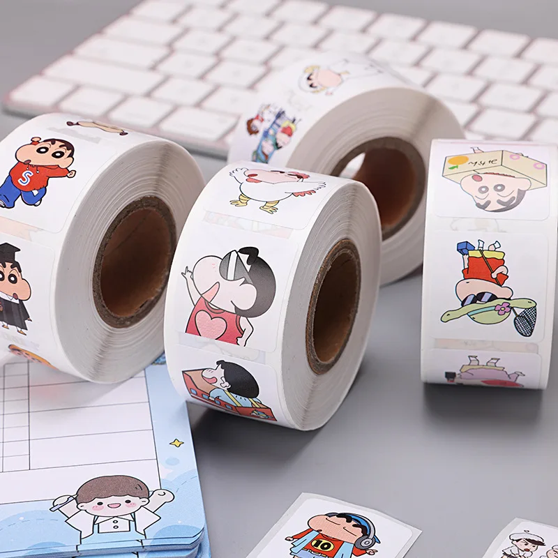 500Pcs/Roll Crayon Shin-chan Sealing Sticker Art Paper Self-adhesive Adhesive Cartoon Children\'s Stickers Toys