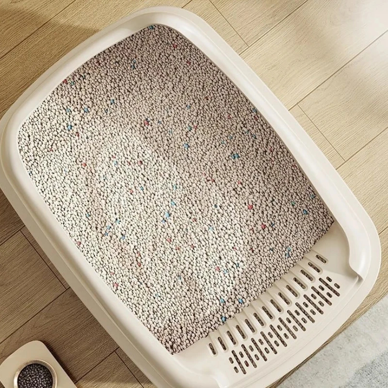 Semi-Closed Cat Litter Box Breathable Durable Kitten Toilet Bedpan with Scoop Pet Accessories Spill-Proof Litter Box
