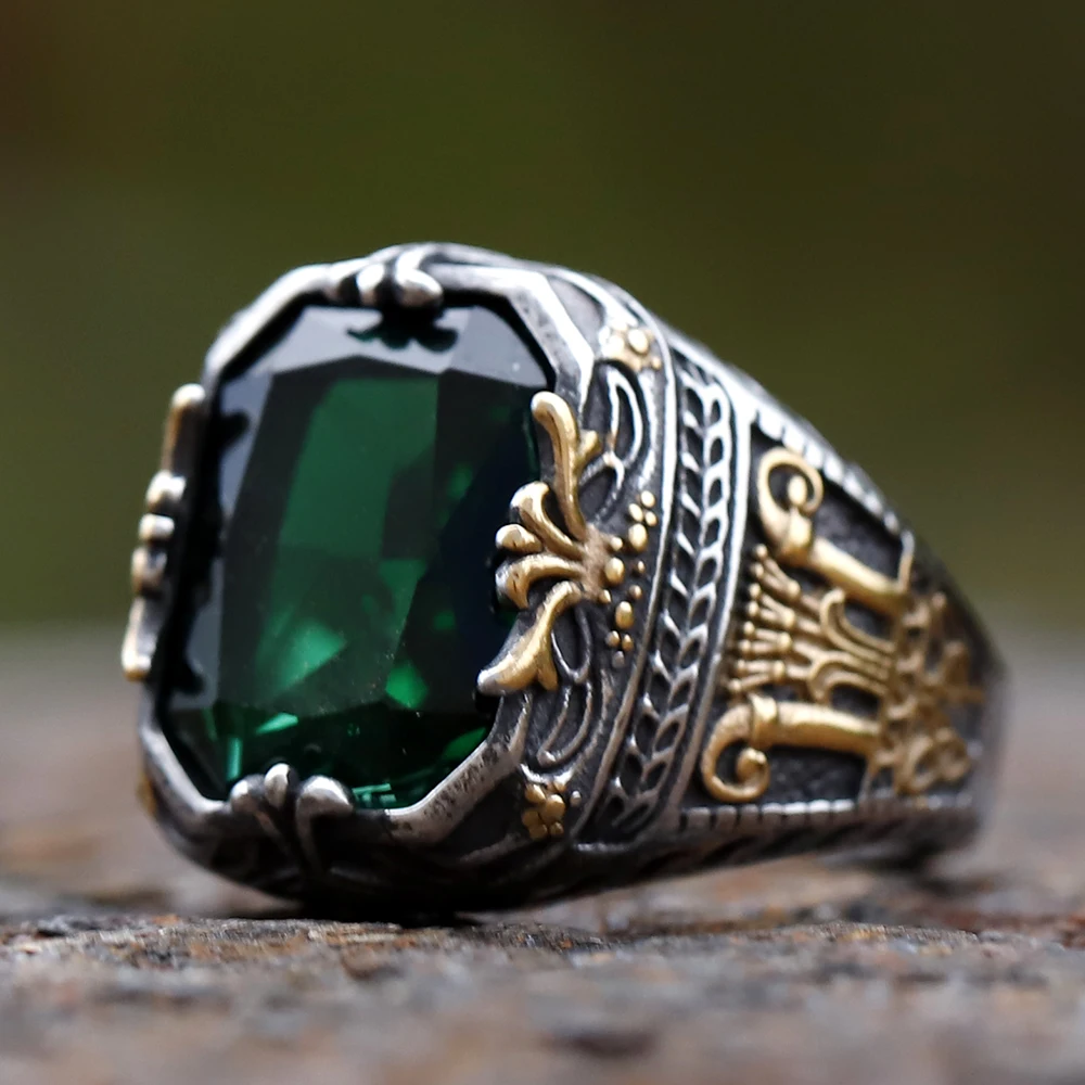 New Men Stainless Steel Fashion Crown Totem With Green Zircon Ring Geometric For Anniversary Party Wedding Luxury Jewelry