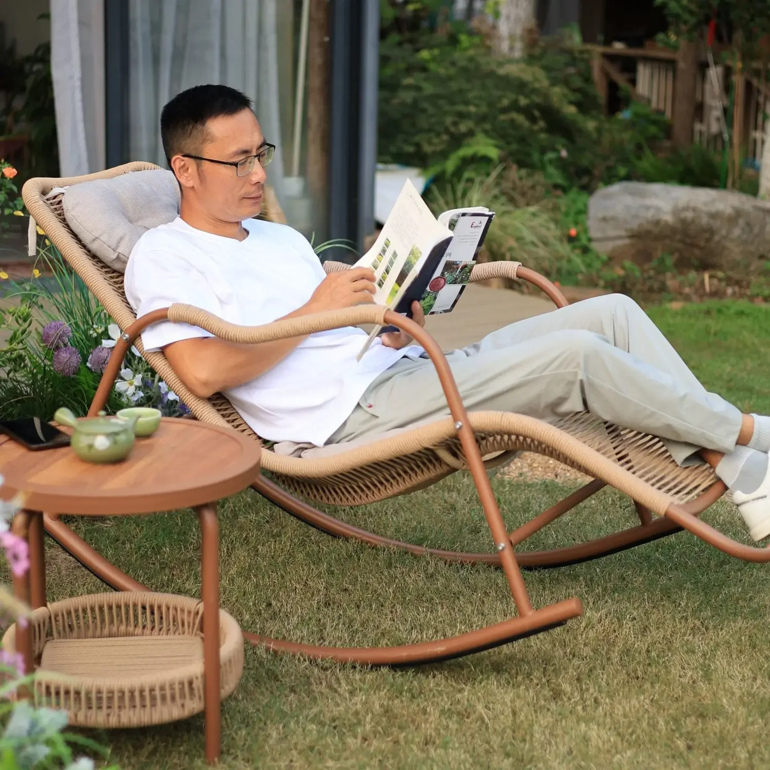 Lunch Break Rattan Chair Leisure Chair Elderly Happy Outdoor Rocking Mengze Rocking Reclining Living