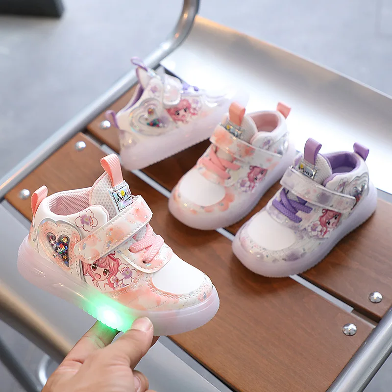 

2023 New Toddler Shoes for Girls Children Light Up Trainers With LED Lights Kid Soft Casual Shoes Size 21-30/1-6 Year