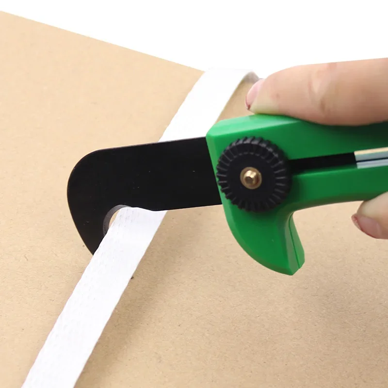 Unpacking Knife Portable Express Parcel Push Knife Keychain Hook Blade Survival clip camp sharp cutter Tool Box Opener
