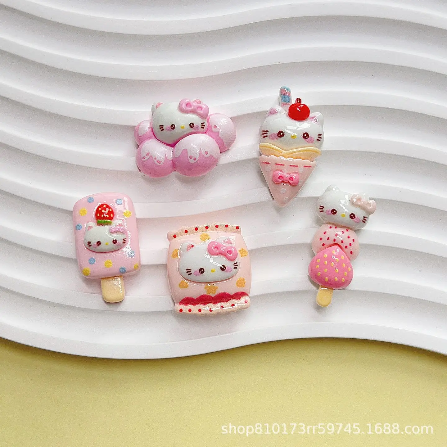 10Pcs New Mini Kawaii Cartoon Bright Food KittenSeries Flat Bottom Scrapbook  DIY Craft For Nail 3D Decorations Jewelry A36