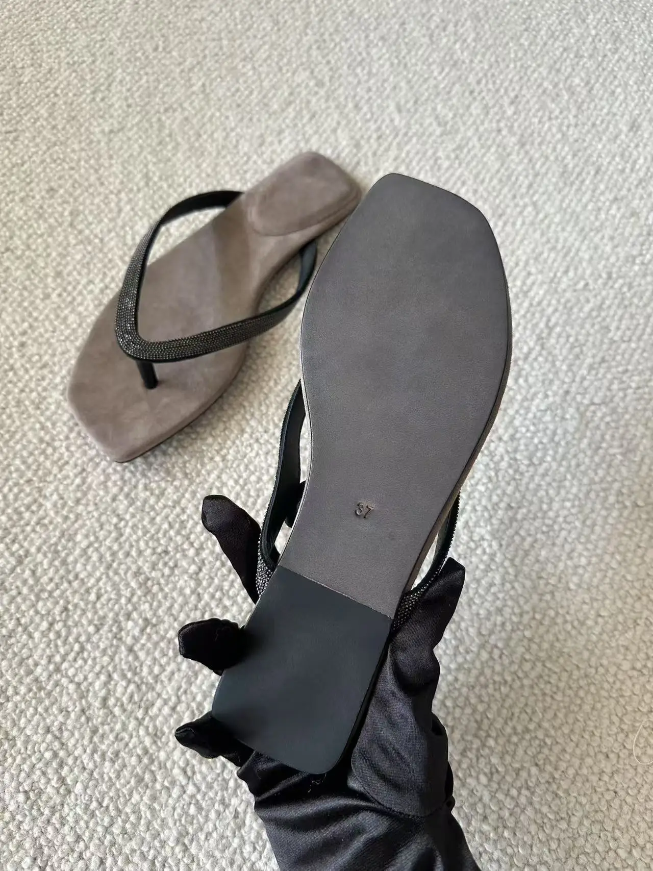 شباشب صيفية أنيقة ومزينة بشكل رائع من الجلد الطبيعي #6