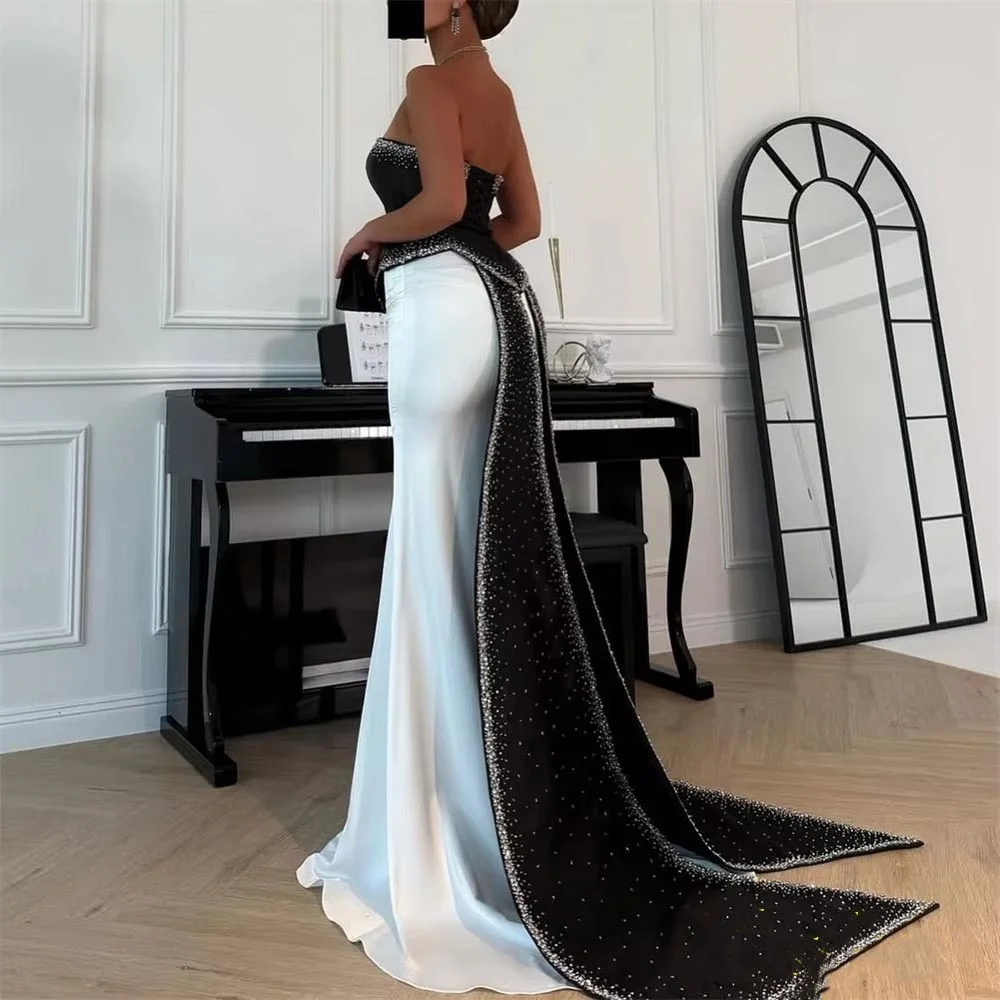 Aangepaste prachtige ruches dames galajurk charmante ruches rits mouwloze dames feestjurk boothals dames avondjurk